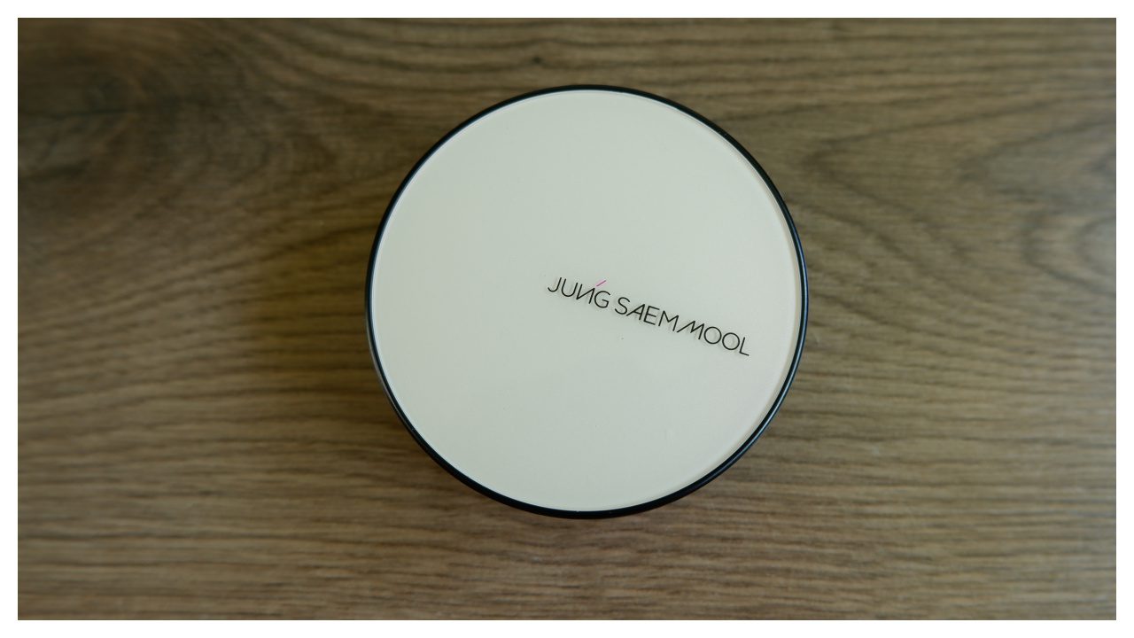 Jung Saem Mool Essential Skin Nuder cushion review