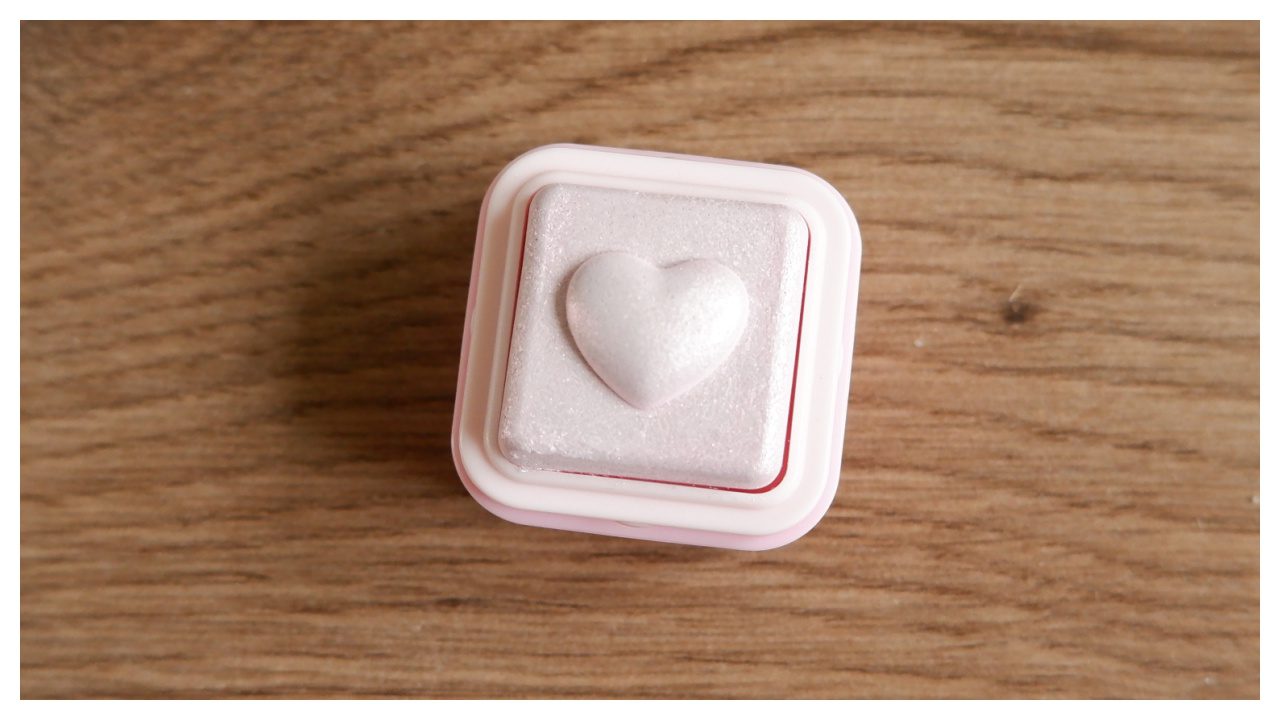 Colorgram Milk Bling highlighter review